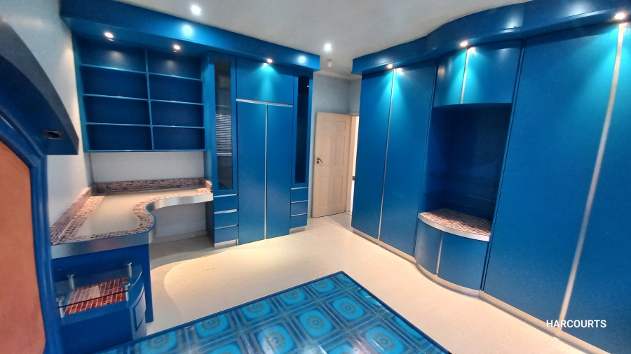 To Let 4 Bedroom Property for Rent in Gatesville Western Cape